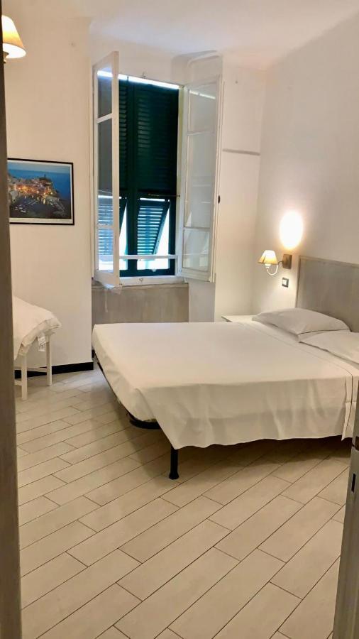 Via Mazzini - Francamaria Rooms Vernazza Exterior foto